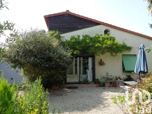 Maison à Les Gonds (17100)
