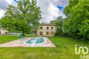 Traditional house at Périssac (33240)