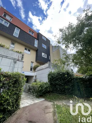 Apartment at Cergy (95000)