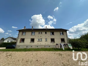 Building at Vierzon (18100)