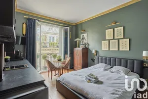 Apartment at Paris (75009)