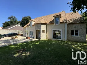 Maison traditionnelle à Morigny-Champigny (91150)