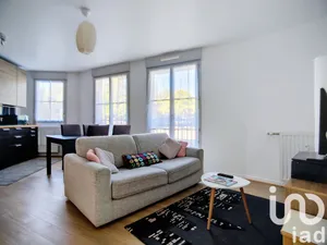 Apartment in Guyancourt (78280)