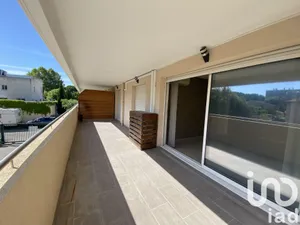 Apartment at Marignane (13700)