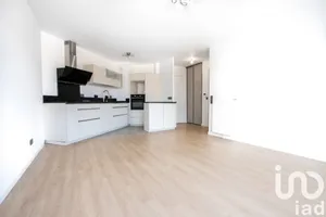 Apartment at Saint-Cyr-l'École (78210)