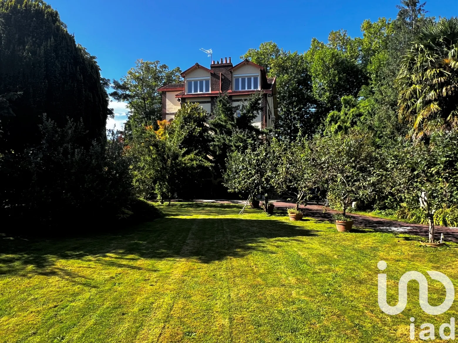 Vente maison à Malaunay (76770) : demeure 12 pièces 315 m² - 2106675 — 2