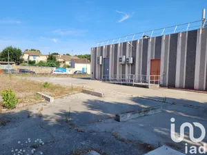 Immeuble à Pertuis (84120)
