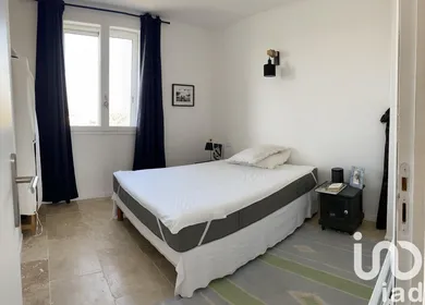 Apartment at Avignon (84000) — 7/12