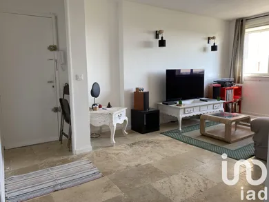 Apartment at Avignon (84000) — 4/12