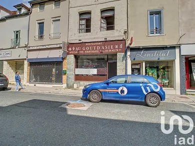 Building at Sézanne (51120)