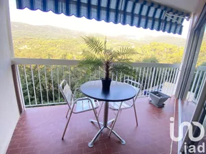 Apartment at Carros (06510)