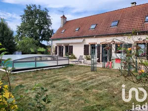 House at Chalmoux (71140)