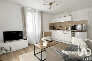 Apartment at Charenton-le-Pont (94220)