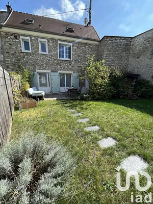 House at Vigny (95450)