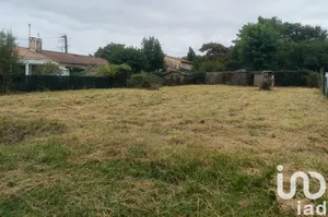 Building plot at BLANQUEFORT (33290)