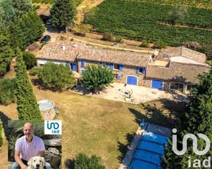 Domaine à LA MOTTE (83920)
