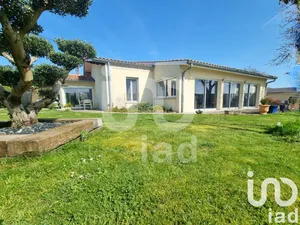 Maison traditionnelle à Moulis-en-Médoc (33480)