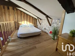 Maison de village à Vallées-d'Antraigues-Asperjoc (07530)