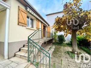 Detached house at Drancy (93700)