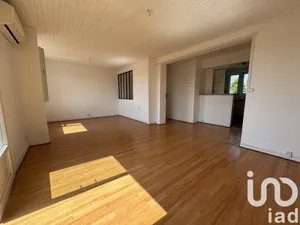 Apartment at Nîmes (30000)