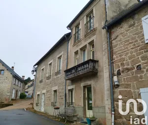 Village house at Saint-Setiers (19290)