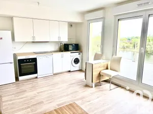Apartment at Savigny-le-Temple (77176)