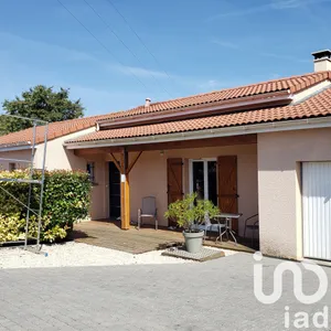 Maison traditionnelle à Moissat (63190)