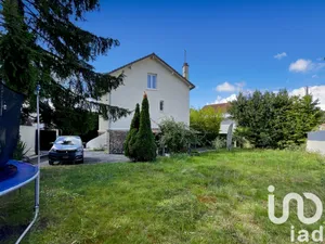 Maison traditionnelle à Montfermeil (93370)