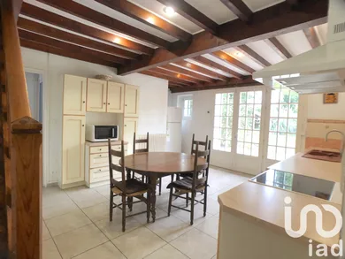 Mansion at Mios (33380)