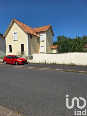 Building at L'Isle-Jourdain (86150)