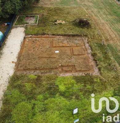 Building plot at Écuras (16220)