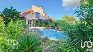 House at Montardon (64121)