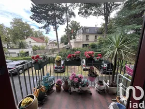 Apartment at chatillon (92320)