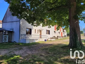 Longere at Saint-Laurent-d'Andenay (71210)