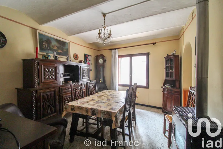 Maison 7 pièces 133 m² · à Saint-Julien-de-Peyrolas · 133 m² · 109 000 €
