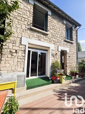 Traditional house at Colombes (92700)