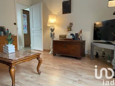 Apartment at Corbeil-Essonnes (91100) — 2/6