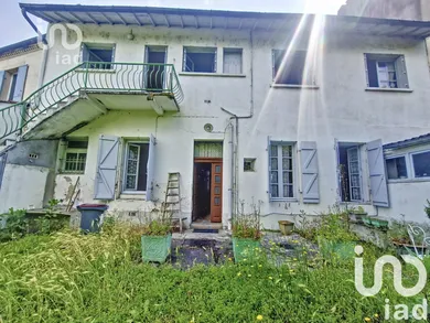 Townhouse in Cahors (46000)