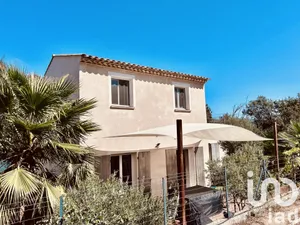 Maison traditionnelle à Le Plan-de-la-Tour (83120)