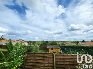 Detached house in Vouneuil-sur-Vienne (86210)