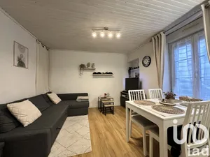 Appartement à La Chapelle-en-Serval (60520)