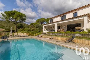 Maison d'architecte à Grimaud (83310)