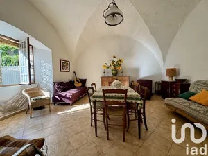 Maison de village à Fons-sur-Lussan (30580)