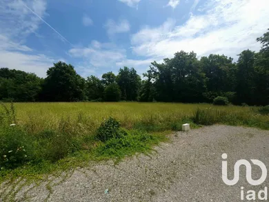 Terrain à bâtir à Saint-Junien (87200)