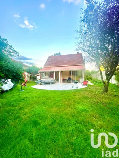 Pavillon à Groslay (95410)