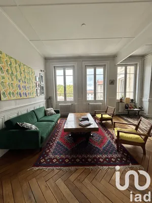 Appartement à Saint-Étienne (42000)