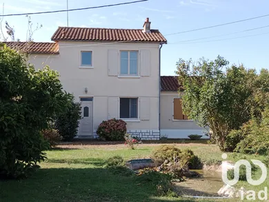 Maison à Prin-Deyrançon (79210)