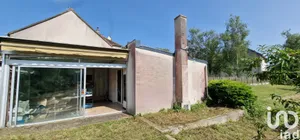 House at Voulx (77940)