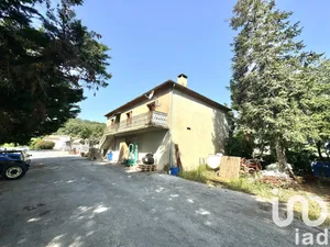 Immeuble à Boucoiran-et-Nozières (30190)
