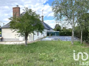 House at Bécon-les-Granits (49370)